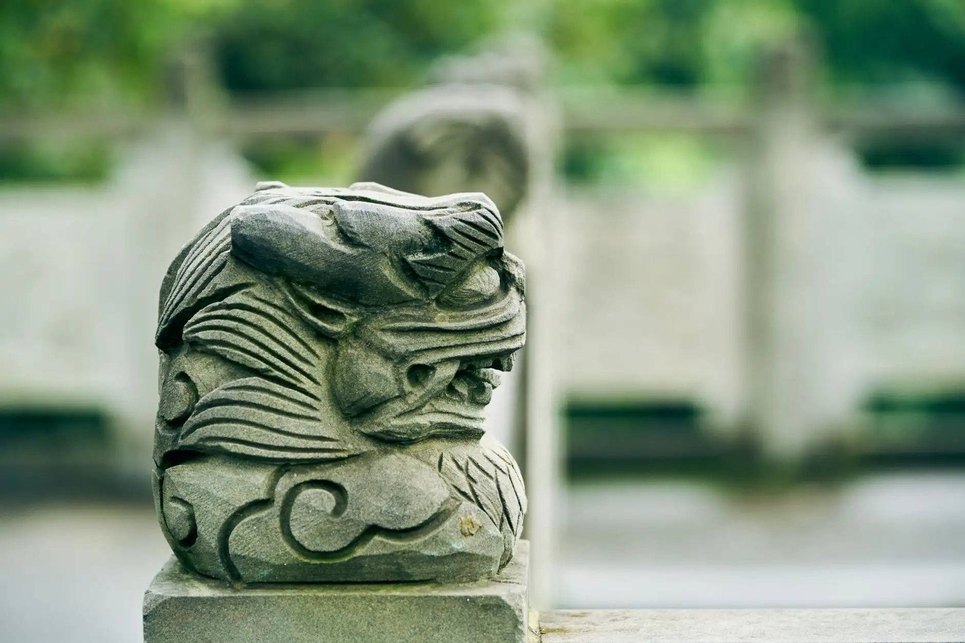 教室照明与黑板灯技术解析：如何构建健康护眼的教学照明环境